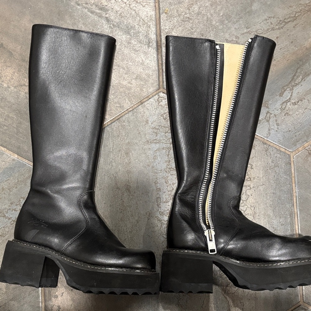 John Fluevog Black Platform Boots Bond Girl with Zipper